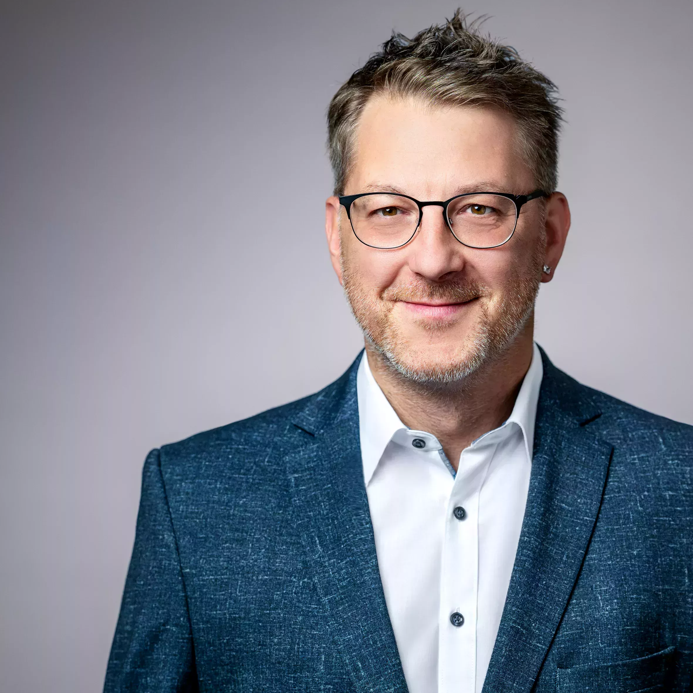 Rüdiger König Director mundial de tecnología de conformado de chapa