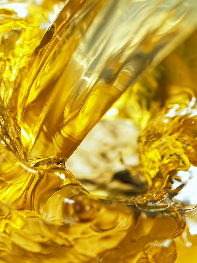 Primer plano de aceite lubricante